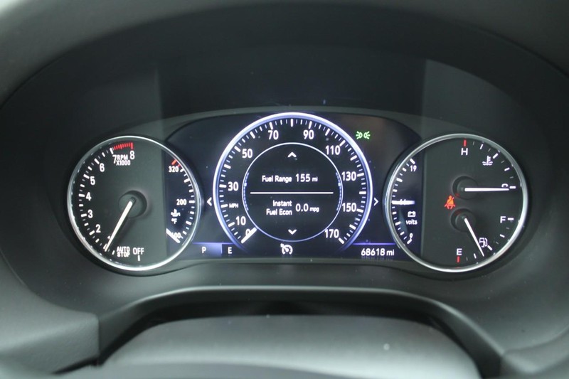 Buick Enclave Vehicle Full-screen Gallery Image 17