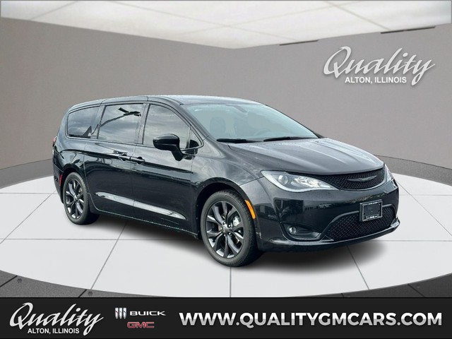Alton IL 2019 Chrysler Pacifica more details - chrysler pacifica