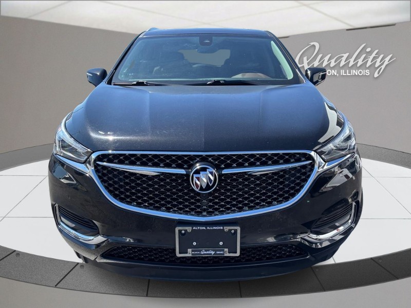 Buick Enclave Vehicle Full-screen Gallery Image 10