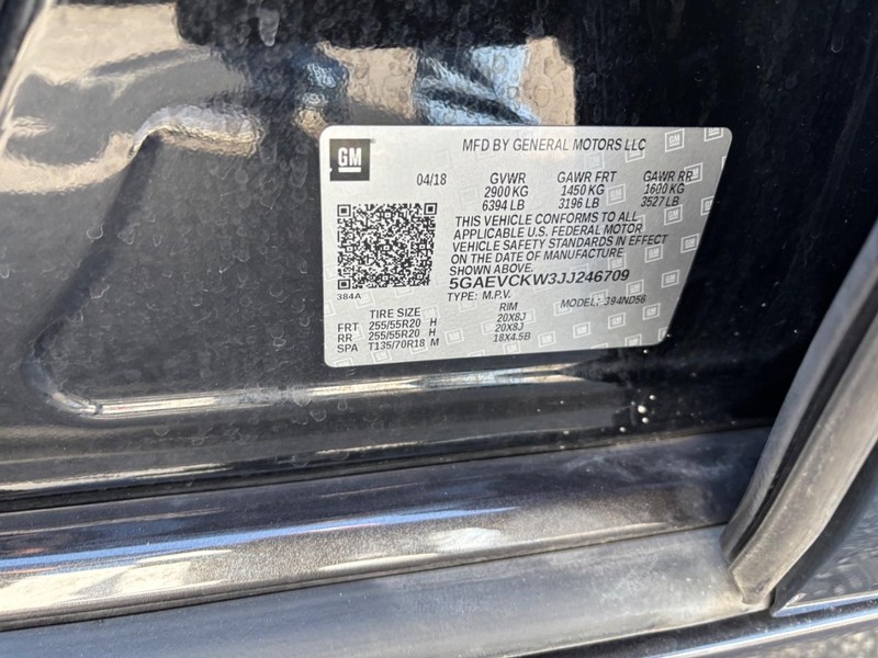 Buick Enclave Vehicle Full-screen Gallery Image 17