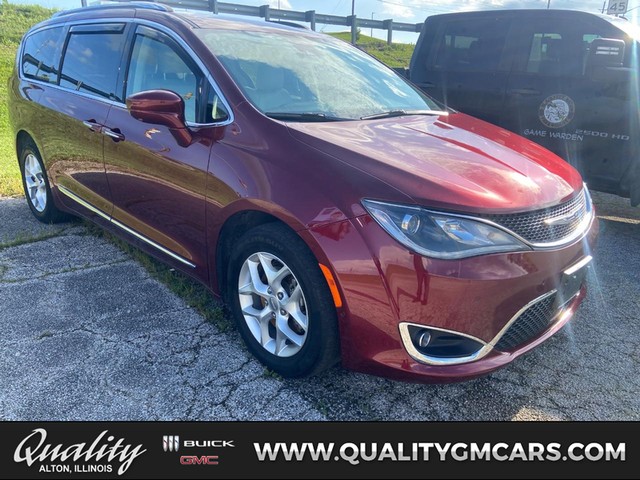 Alton IL 2020 Chrysler Pacifica more details - chrysler pacifica