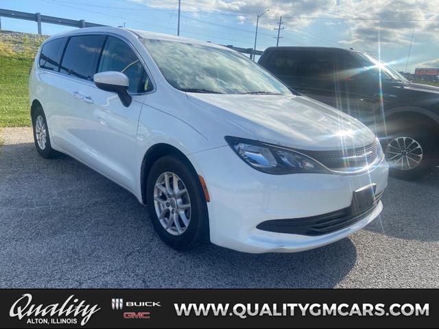 Alton IL 2017 Chrysler Pacifica more details - chrysler pacifica