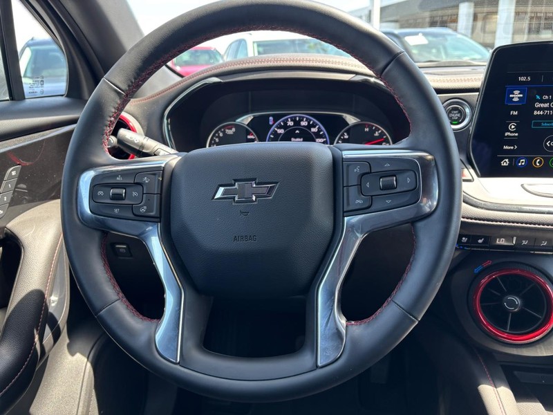 Chevrolet Blazer Vehicle Full-screen Gallery Image 14