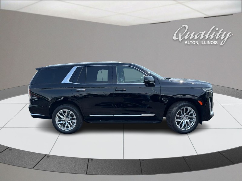 Cadillac Escalade Vehicle Full-screen Gallery Image 02