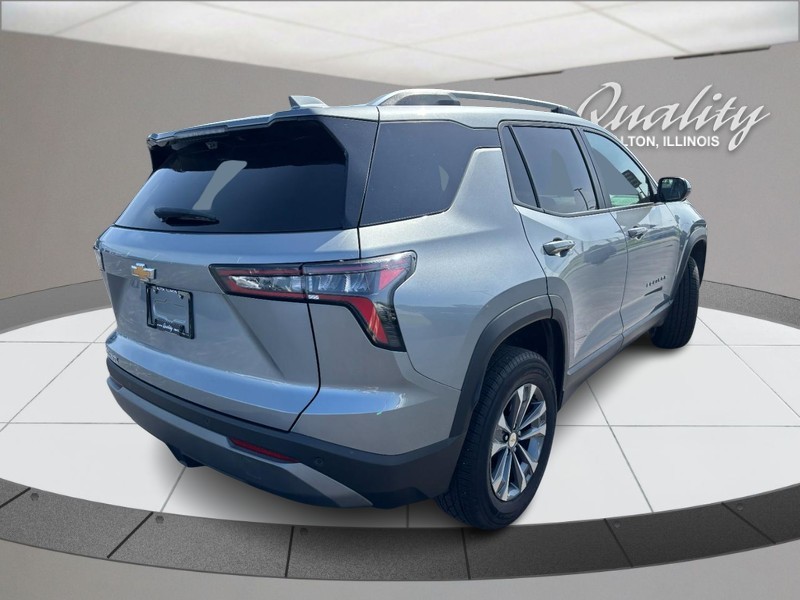Chevrolet Equinox Vehicle Full-screen Gallery Image 03