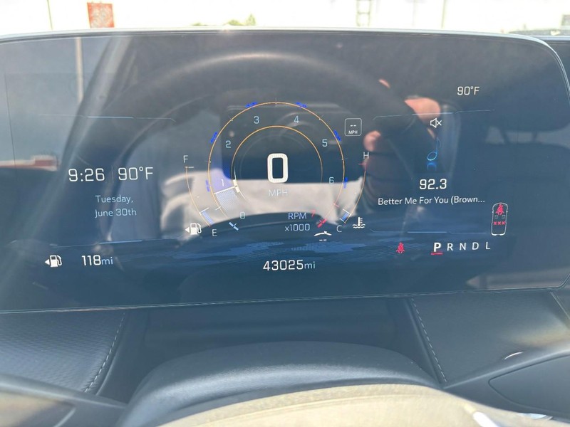 Chevrolet Equinox Vehicle Full-screen Gallery Image 18