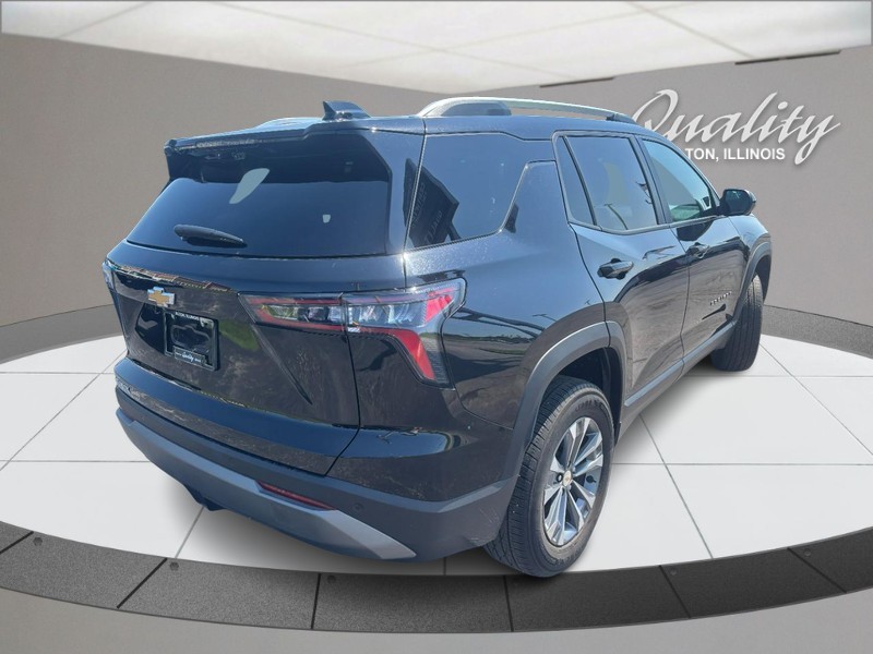 Chevrolet Equinox Vehicle Full-screen Gallery Image 03