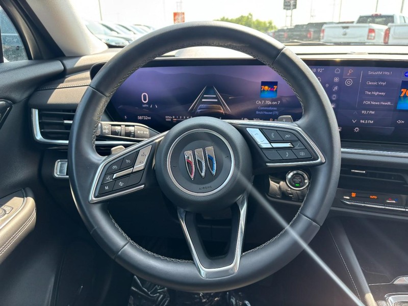 Buick Envision Vehicle Full-screen Gallery Image 14