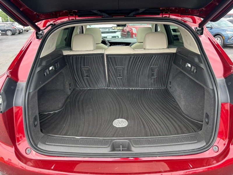 Buick Envision Vehicle Full-screen Gallery Image 06