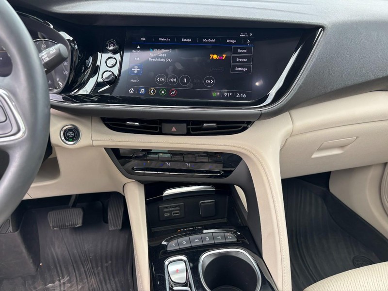Buick Envision Vehicle Full-screen Gallery Image 15
