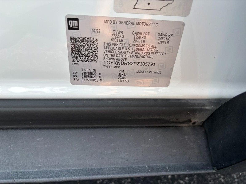 Cadillac XT5 Vehicle Full-screen Gallery Image 17