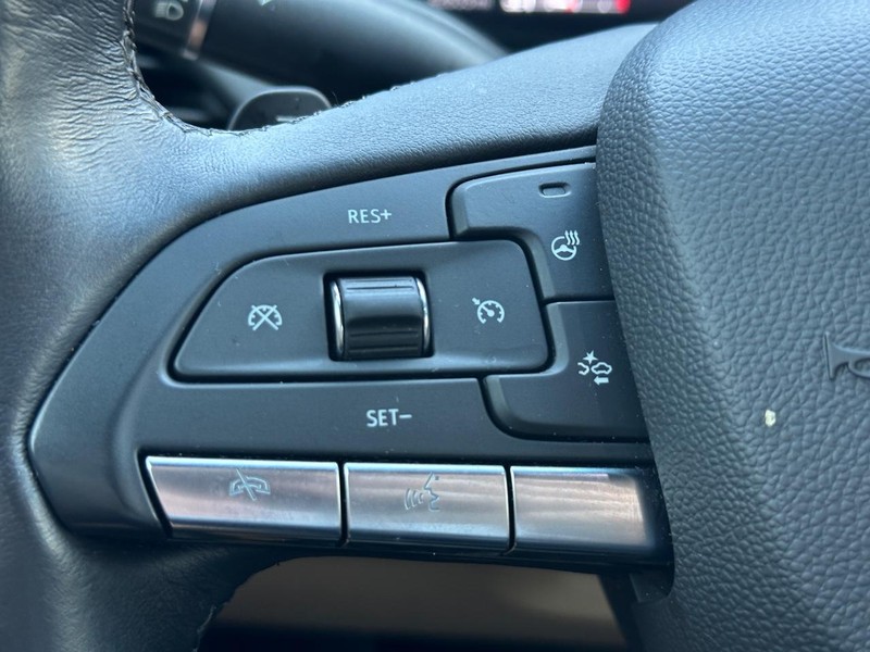 Cadillac CT5 Vehicle Full-screen Gallery Image 13