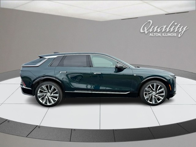Used 2024 Cadillac LYRIQ Luxury 3 with VIN 1GYKPSRL3RZ119385 for sale in Alton, IL