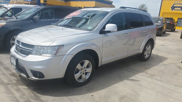 2012 Dodge Journey SXT FWD's photo