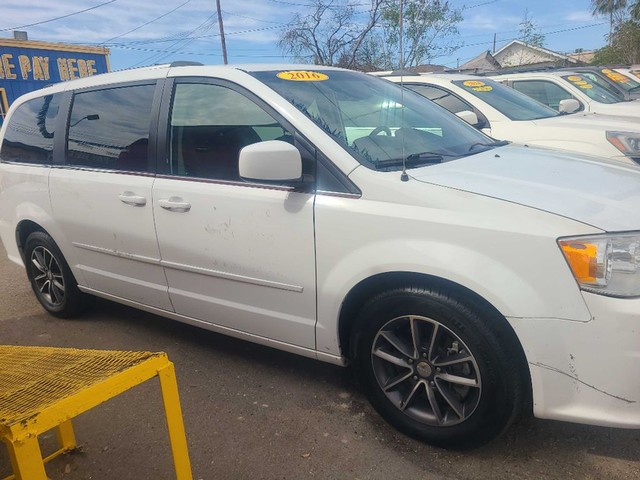 Laredo TX 2017 Dodge GRAND CARAVAN more details - dodge grand caravan
