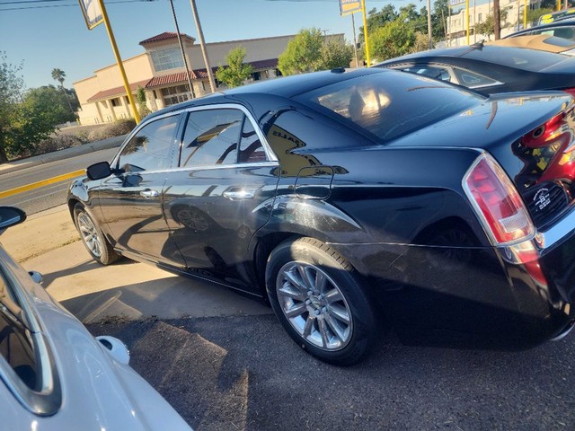 Laredo TX 2013 Chrysler 300 more details - chrysler 300