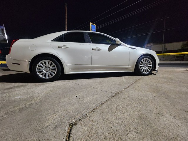 2011 Cadillac CTS Luxury Collection's photo