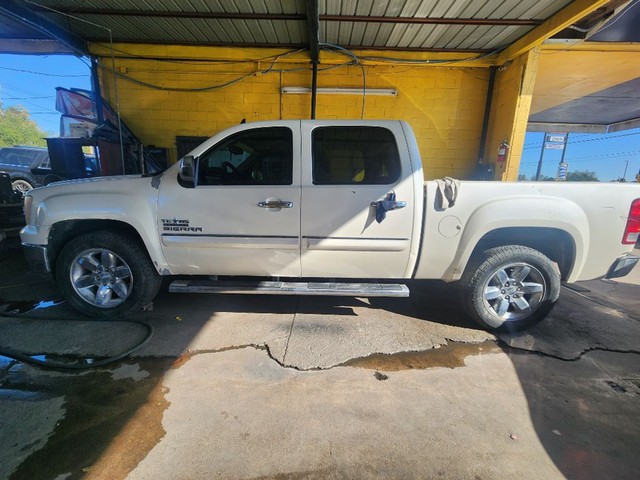 2013 GMC Sierra 2WD Crew Cab SLE SWB's photo