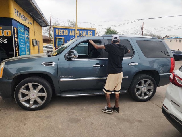 Laredo TX 2010 Cadillac Escalade more details - cadillac escalade
