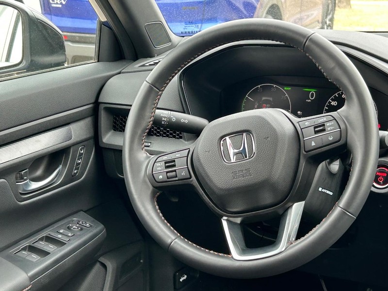 Honda CR-V Hybrid Vehicle Image 9
