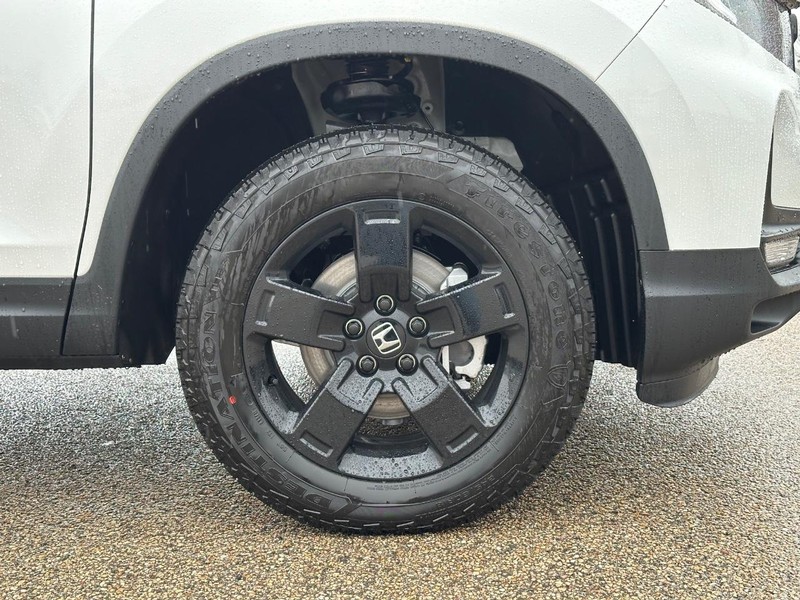 Honda Ridgeline Vehicle Image 4