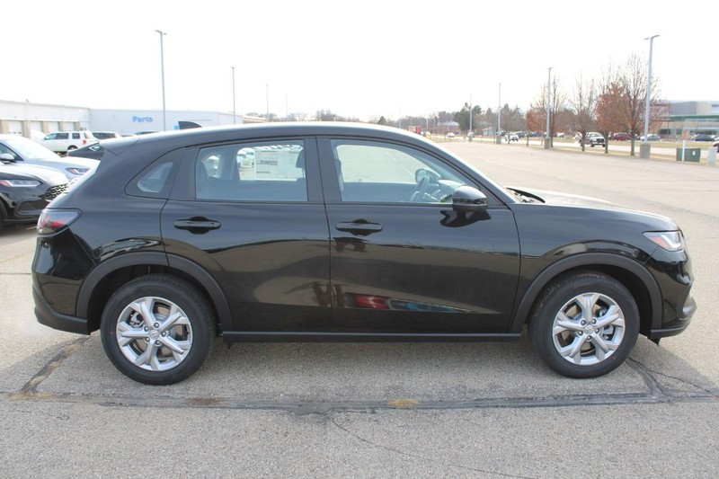 Honda HR-V Vehicle Image 2