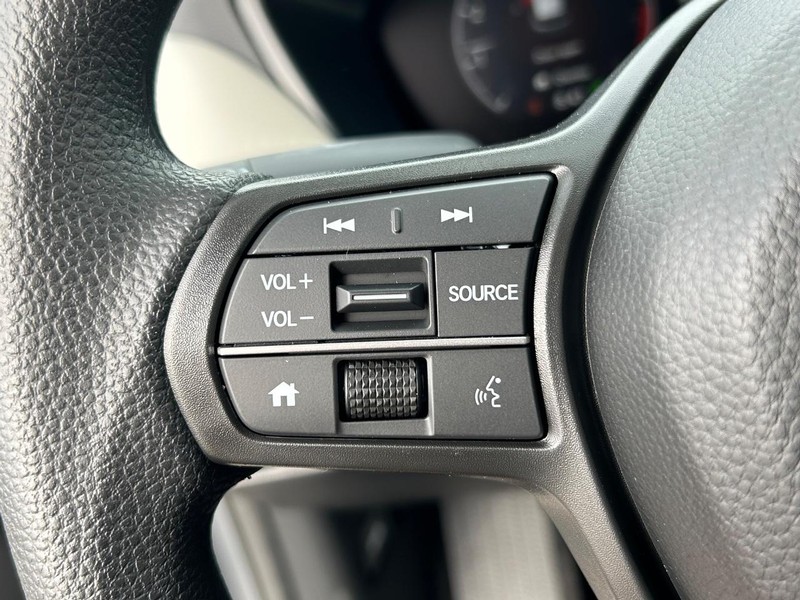 Honda HR-V Vehicle Image 11