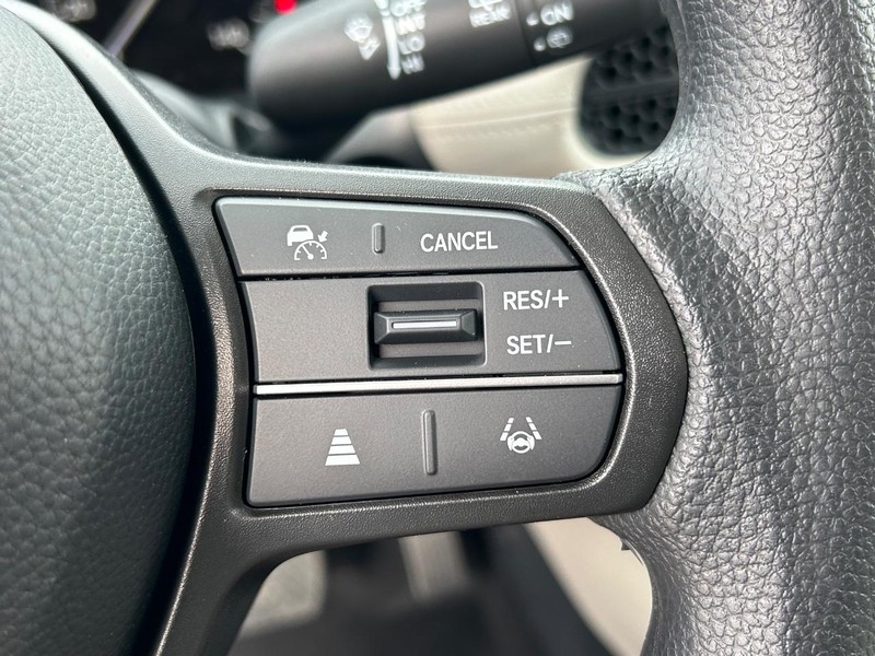 Honda HR-V Vehicle Image 12
