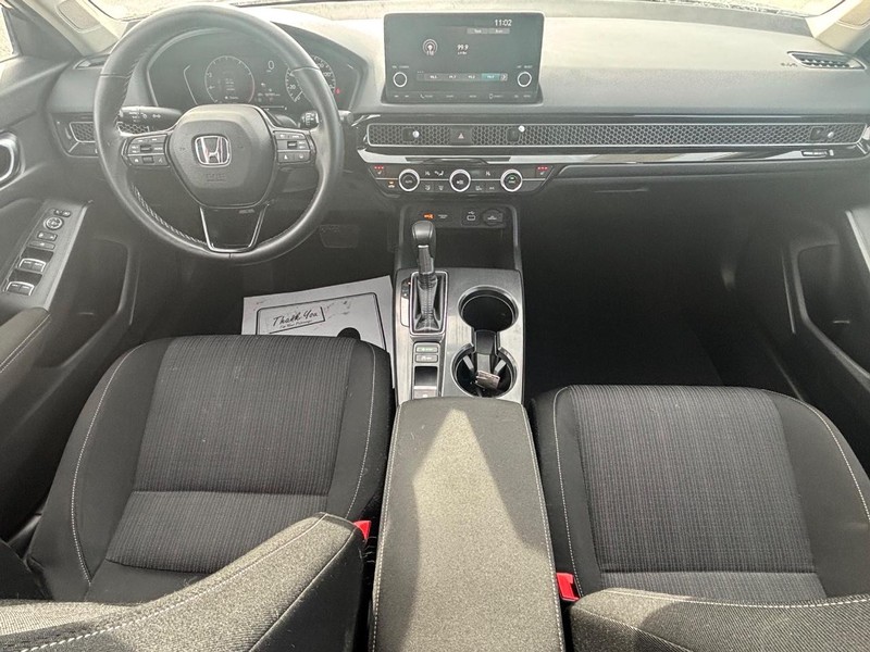 Honda Civic Sedan Vehicle Image 12