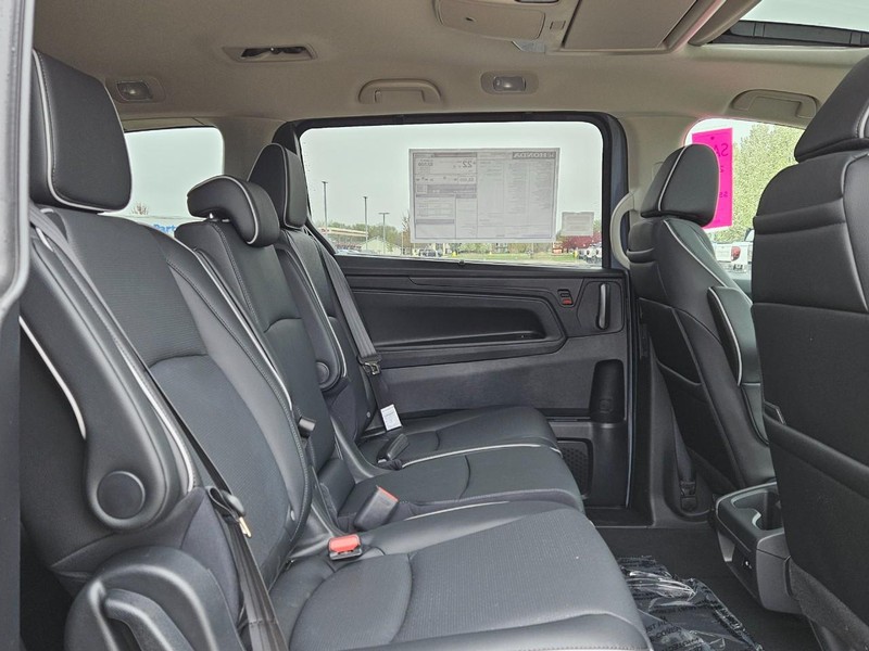 Honda Odyssey Vehicle Image 5