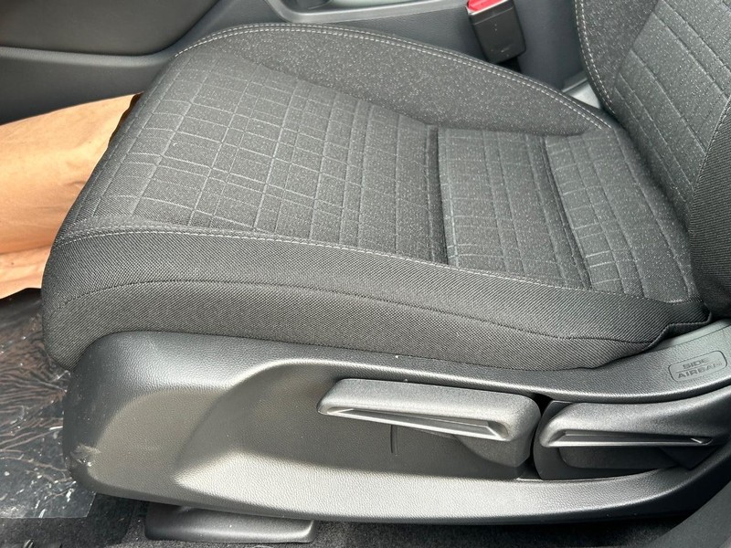 Honda HR-V Vehicle Image 15