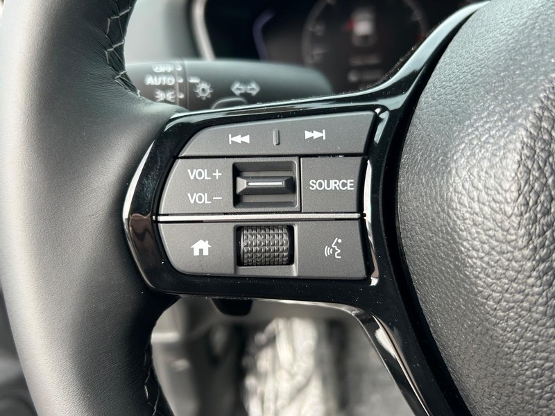 Honda Civic Hatchback Vehicle Image 11