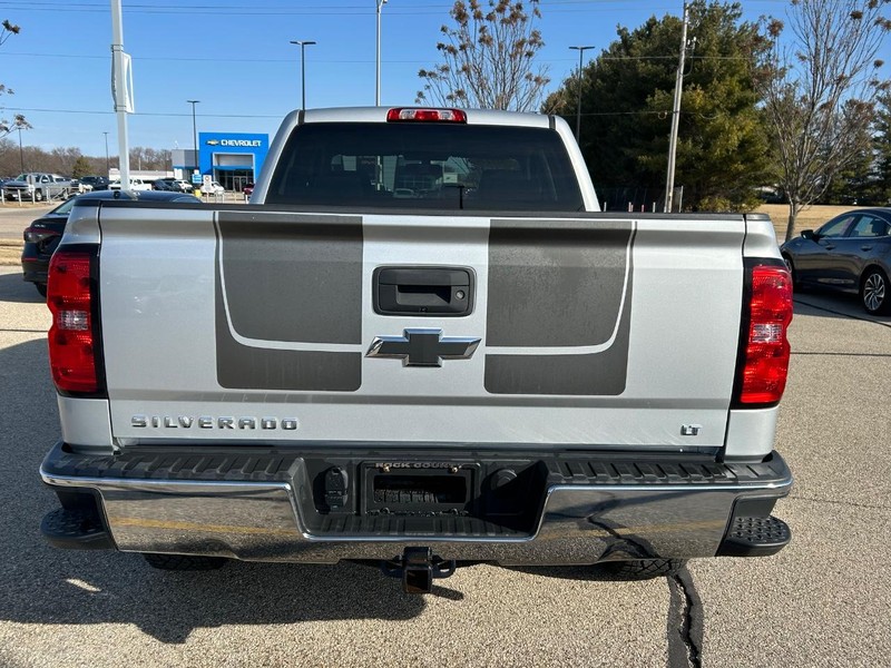 Chevrolet Silverado 1500 Vehicle Image 4