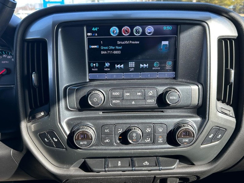 Chevrolet Silverado 1500 Vehicle Image 12