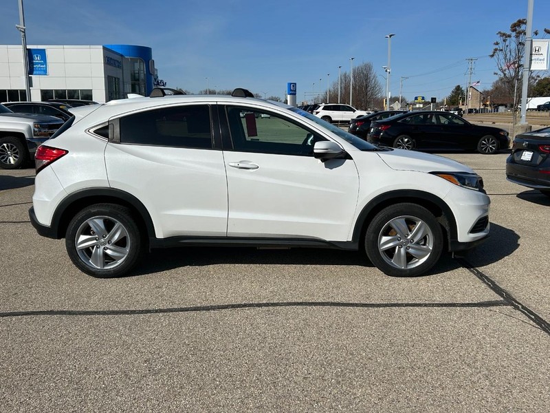 Honda HR-V Vehicle Image 2