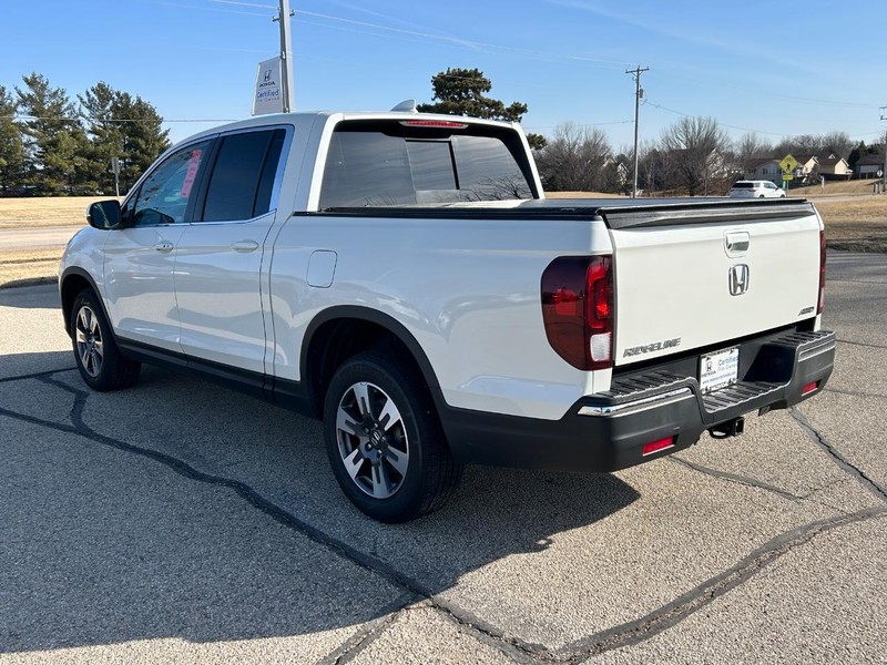 Honda Ridgeline Vehicle Image 6