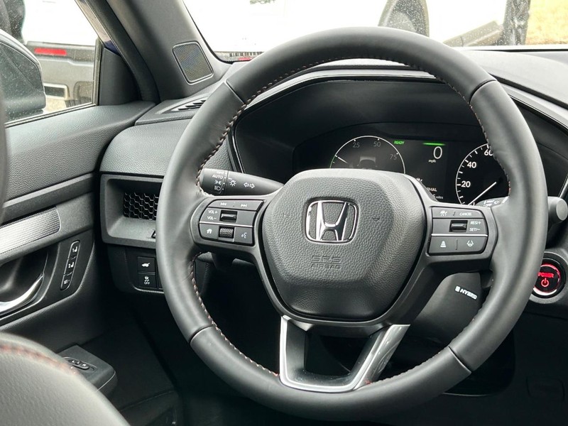 Honda CR-V Hybrid Vehicle Image 9