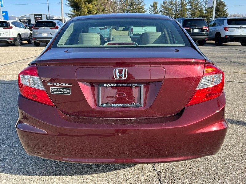 Honda Civic Sedan Vehicle Image 4