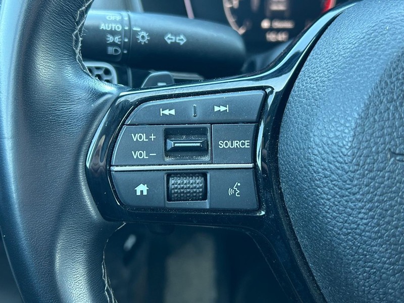 Honda Civic Hatchback Vehicle Image 15