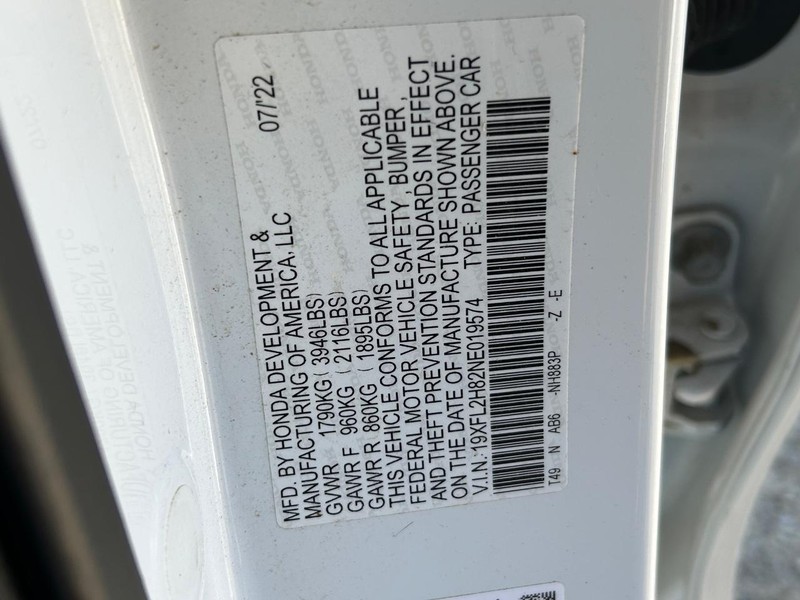 Honda Civic Hatchback Vehicle Image 21