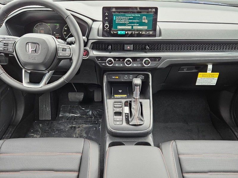Honda CR-V Hybrid Vehicle Image 6