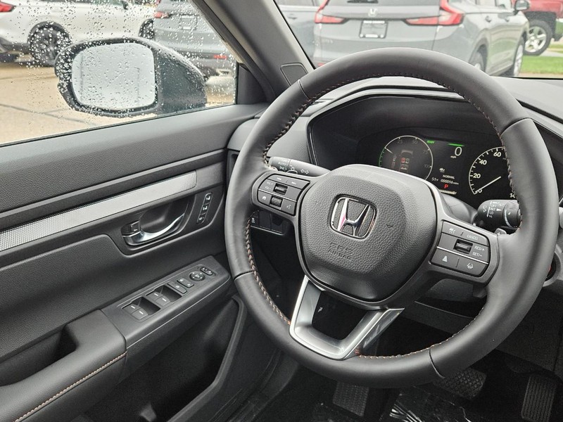 Honda CR-V Hybrid Vehicle Image 9