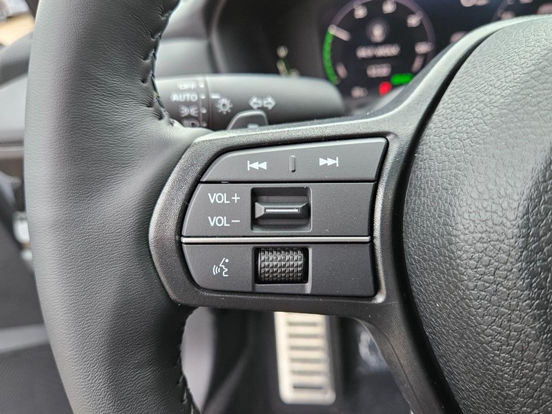 Honda Accord Hybrid Vehicle Image 11
