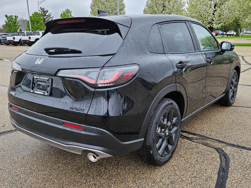 Honda HR-V Vehicle Image 3