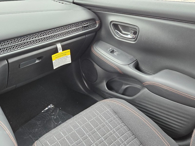 Honda HR-V Vehicle Image 10