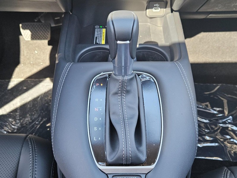 Honda HR-V Vehicle Image 8