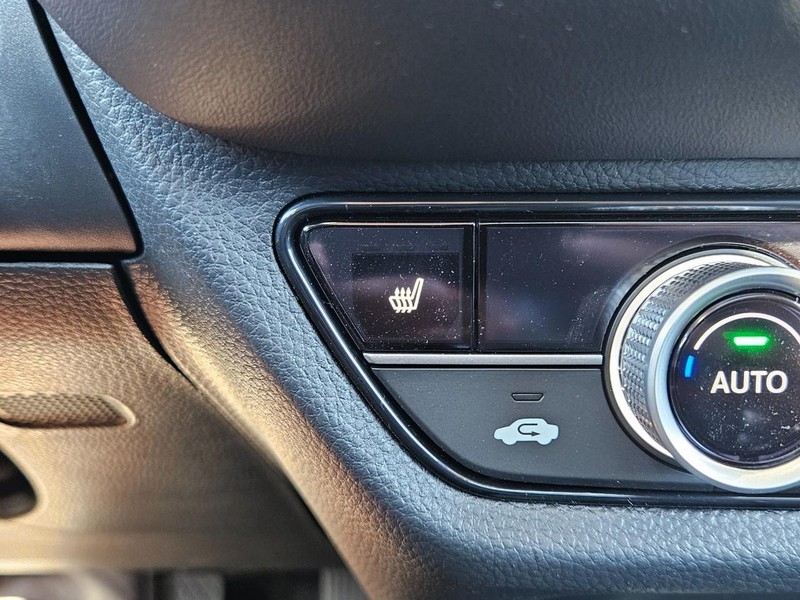 Honda HR-V Vehicle Image 14