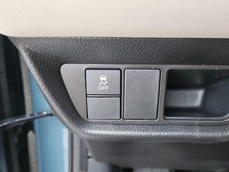 Honda HR-V Vehicle Image 14