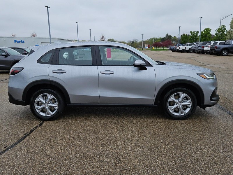 Honda HR-V Vehicle Image 2