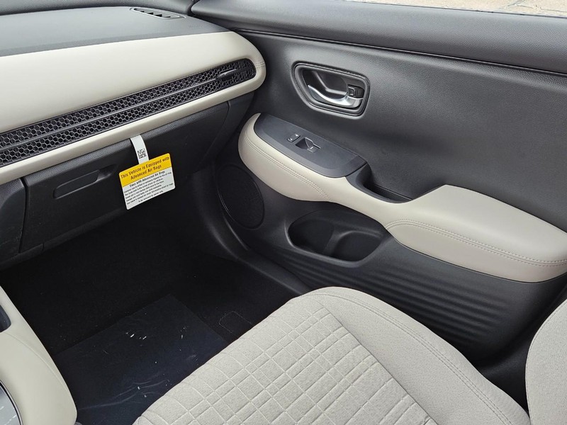 Honda HR-V Vehicle Image 10